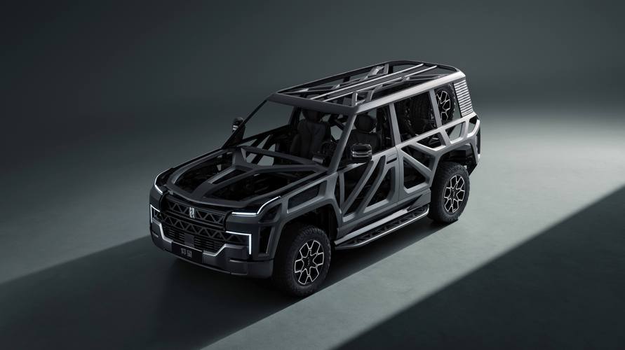 深圳盐田区翔思联企业管理咨询仰望U8硬派越野的科技魅力，国能汽车对传统燃油车市场的冲击